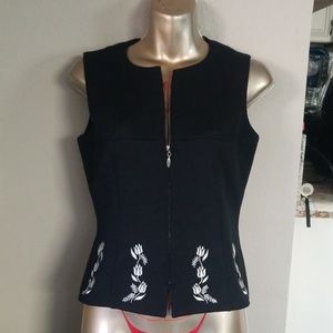 ALVA Collection Black zip vest. 38 (t43)